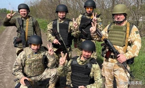 爱配配资 鲁比奥若出席红场阅兵乌还敢袭击吗 美乌互动加剧紧张态势